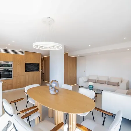 Apartment Sublime 3 Bedroom With Roof Terrace Cannes