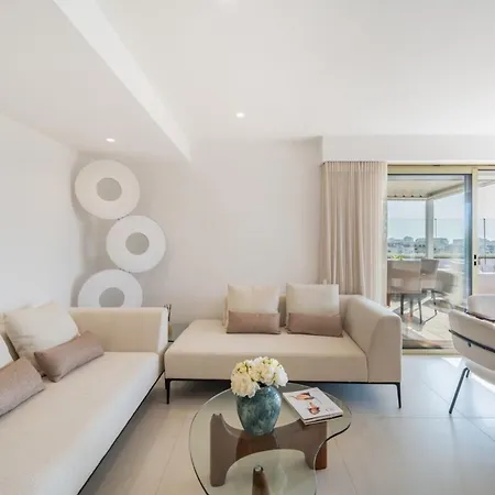 Apartment Sublime 3 Bedroom With Roof Terrace Cannes