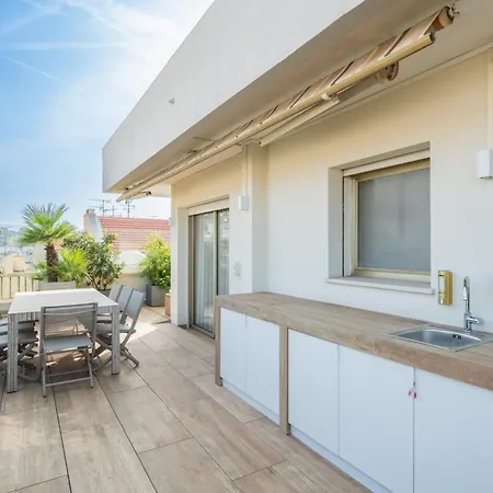 Sublime 3 Bedroom With Roof Terrace * Cannes